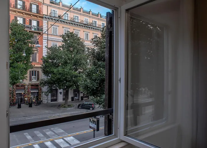 Via Veneto - L'essenza Di * Rom